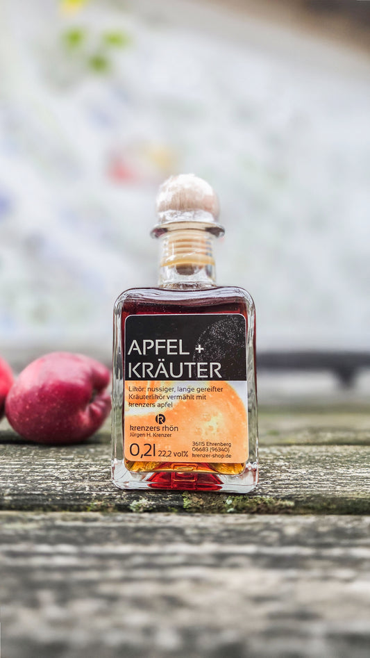 Apfel + Kräuter Likör